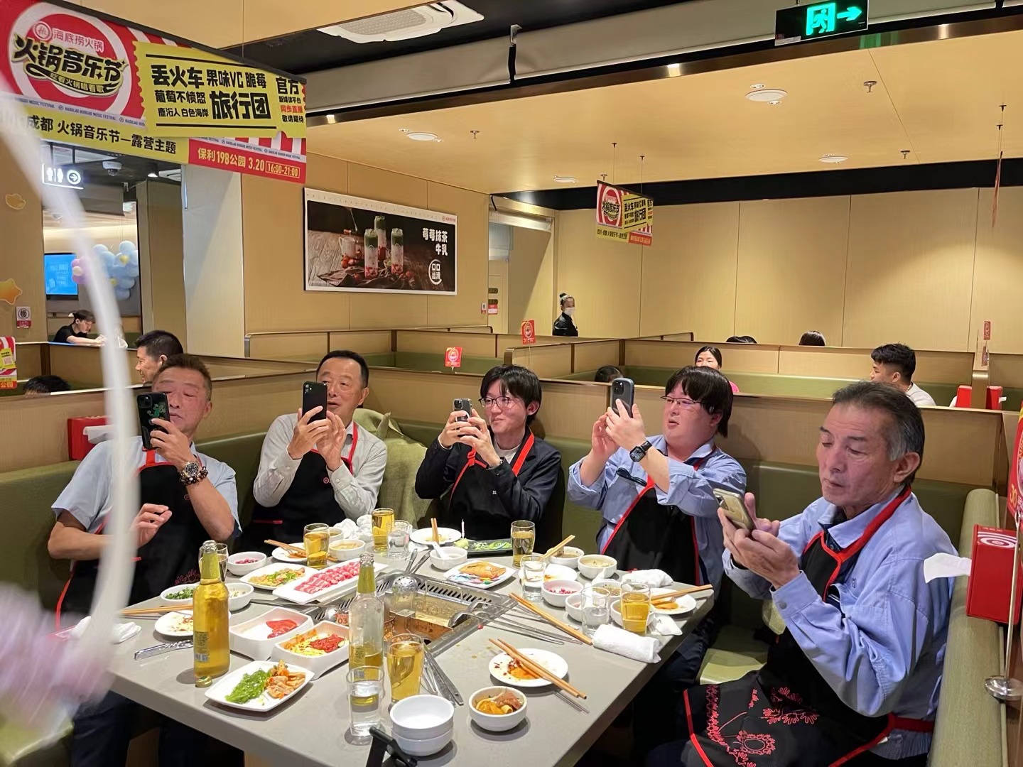 带客户吃火锅1.jpg