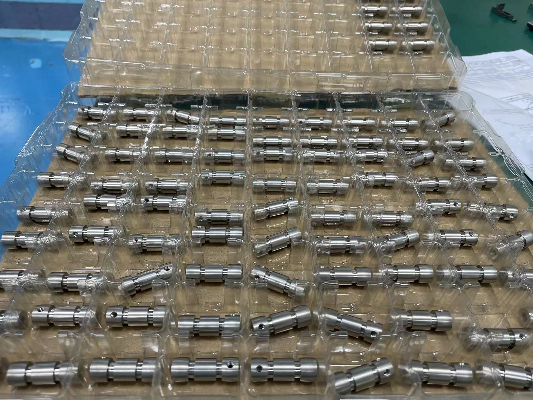 精密轴件加工.jpg